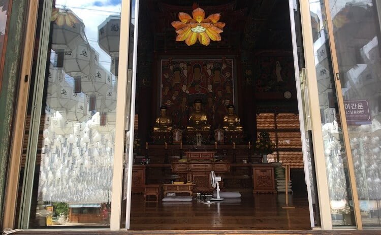 奉恩寺の仏像