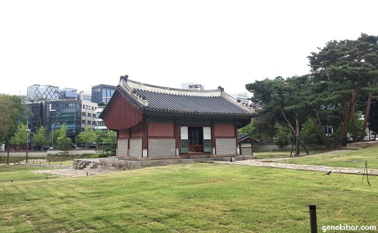 朝鮮王陵の敷地内