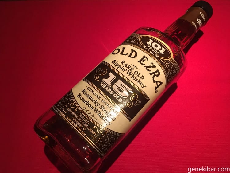 オールドエズラ15年のボトル