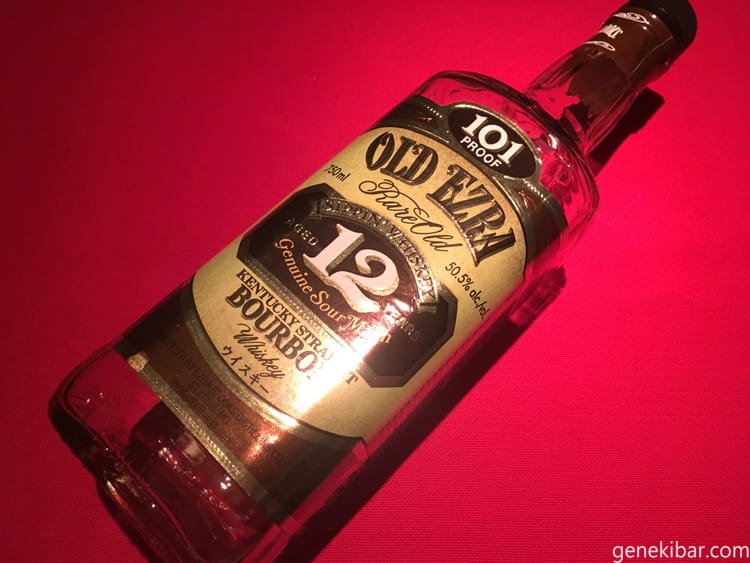オールドエズラ12年のボトル