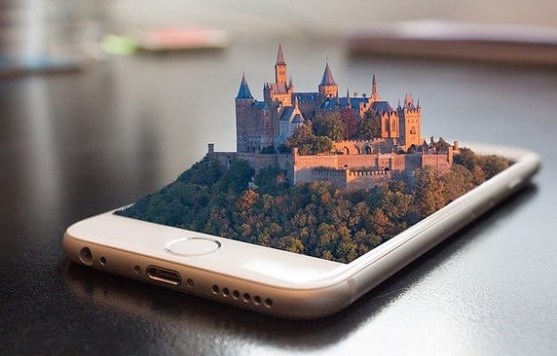 【圧倒的没入感】現実世界で疲れを感じたら「VR」で仮想空間に逃避せよ