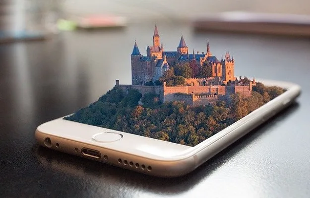 【圧倒的没入感】現実世界で疲れを感じたら「VR」で仮想空間に逃避せよ